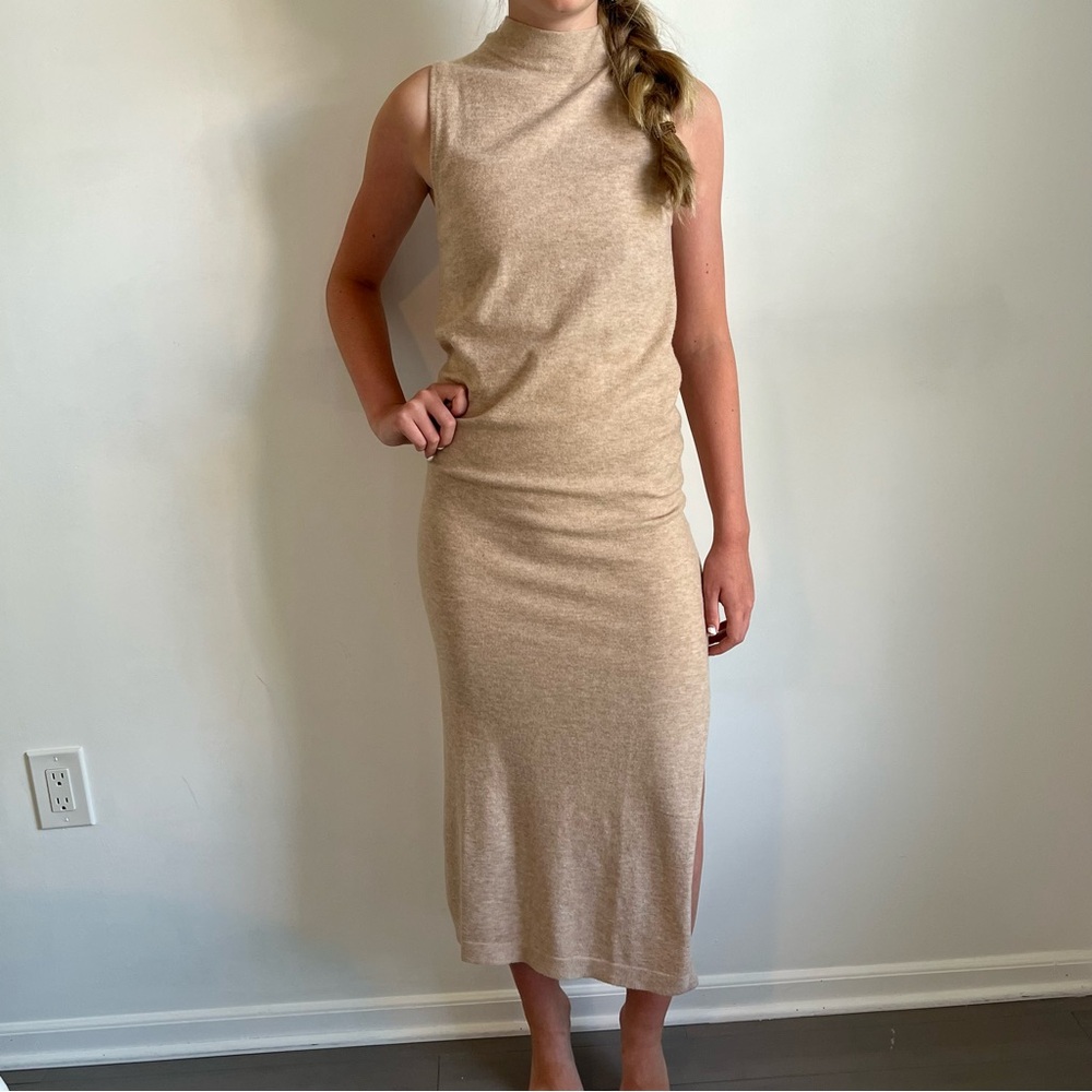 NWT MANGO SLEEVELESS DRESS